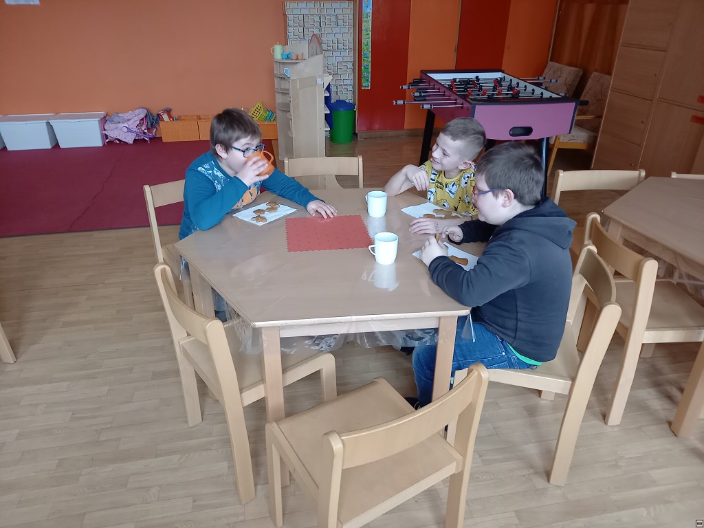img00012.jpg