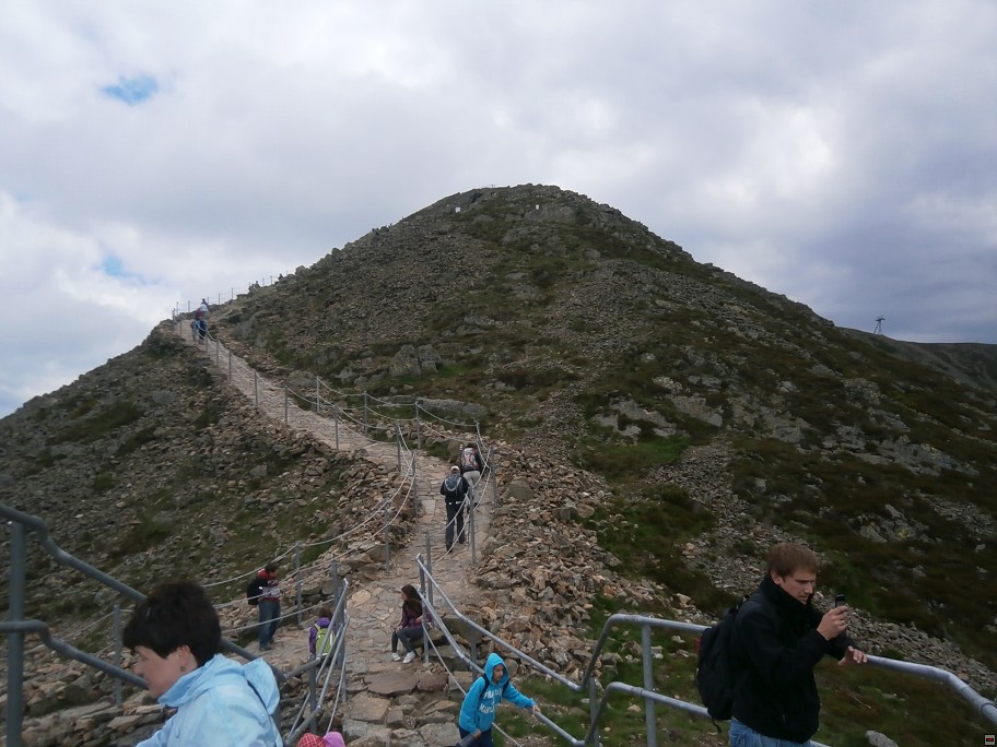 img00027.jpg