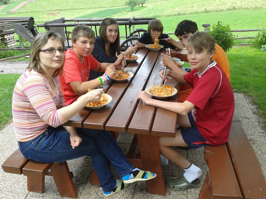 img00074.jpg