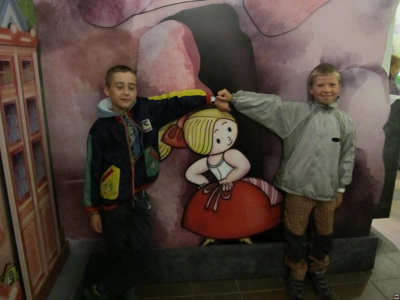 img00018.jpg