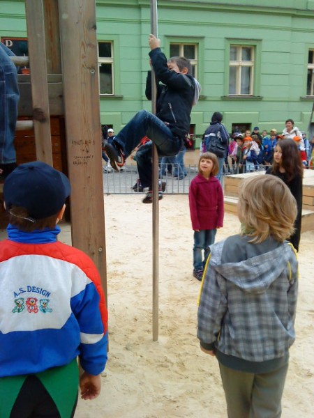 img00012.jpg