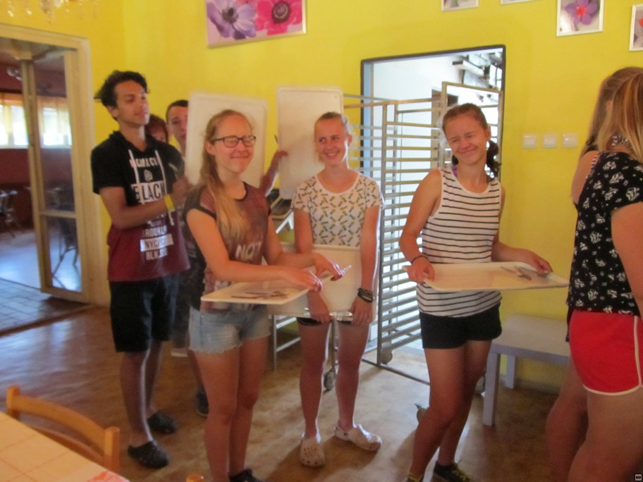 img00019.jpg