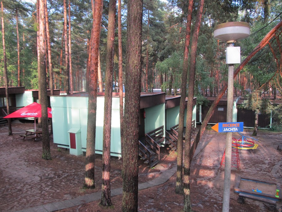 img00020.jpg