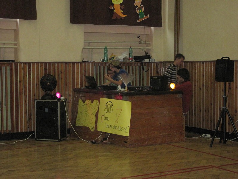 img00009.jpg