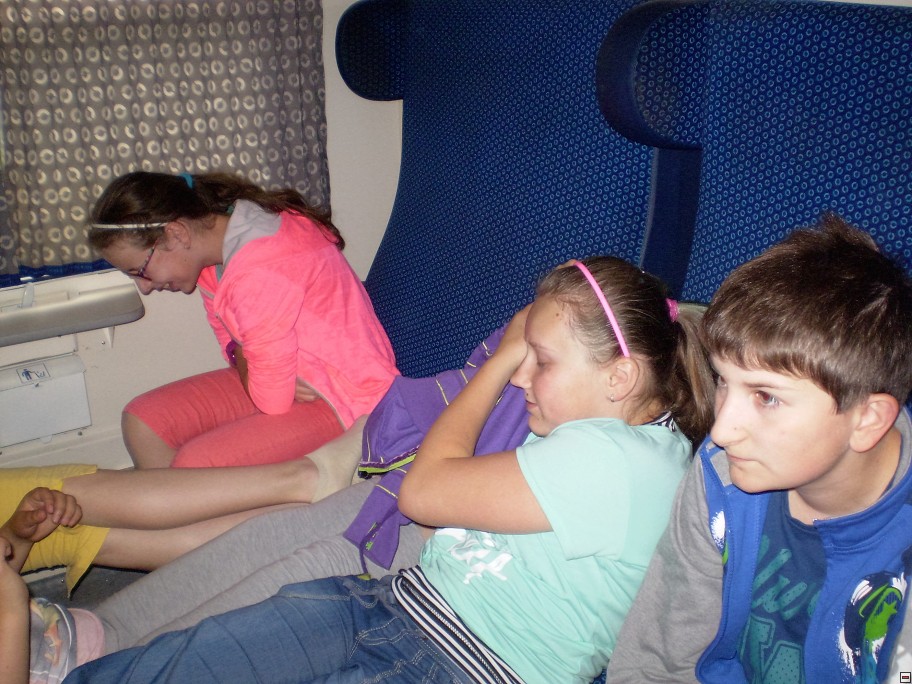 img00004.jpg