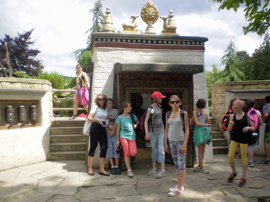 img00049.jpg