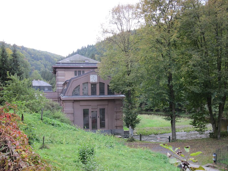 img00002.jpg