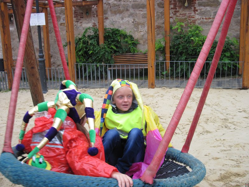 img00004.jpg