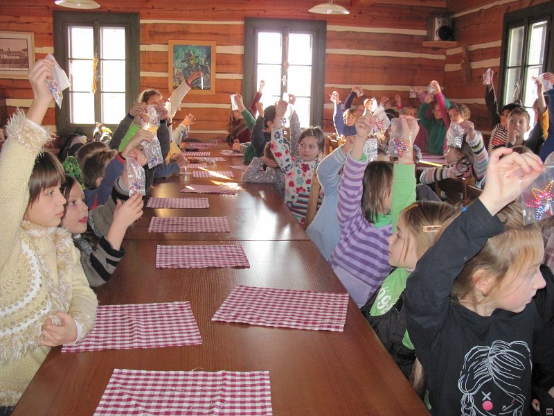 img00037.jpg