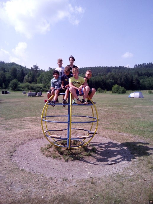 img00012.jpg