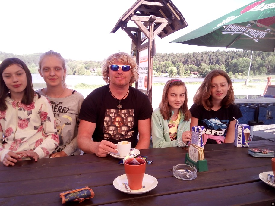 img00022.jpg