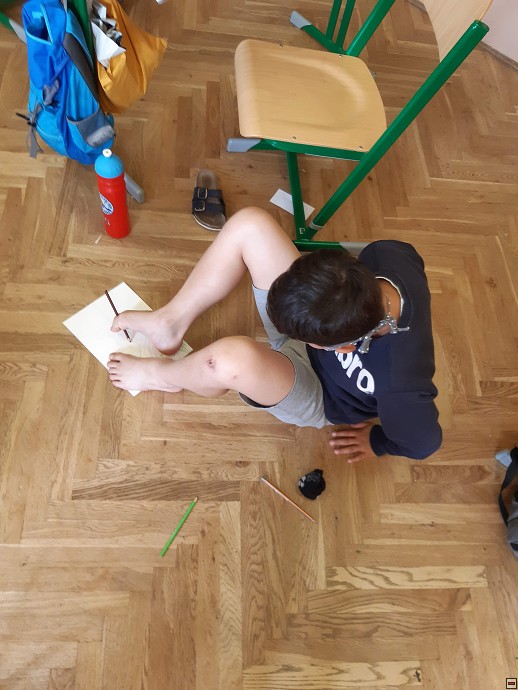 img00010.jpg