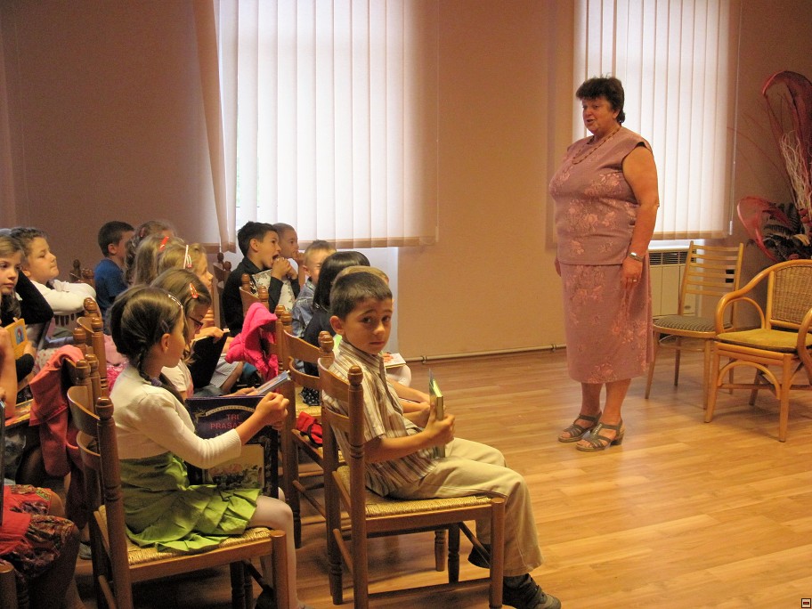 img00004.jpg