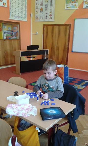 img00004.jpg