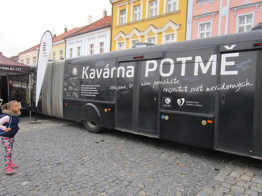 img00011.jpg