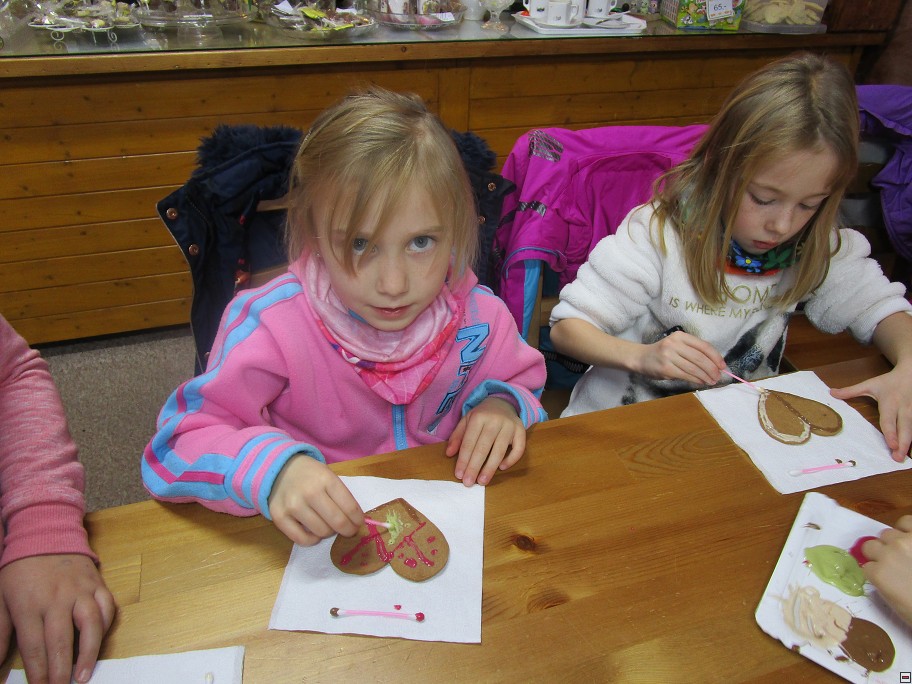 img00018.jpg