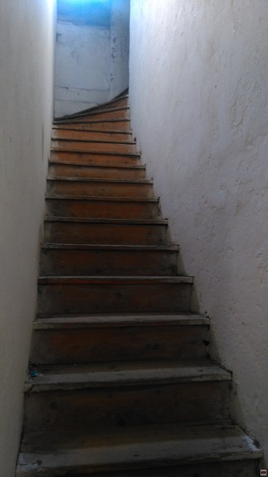img00019.jpg