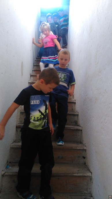 img00025.jpg