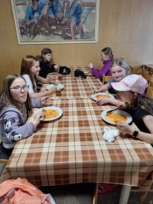 img00060.jpg