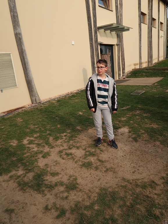 img00041.jpg