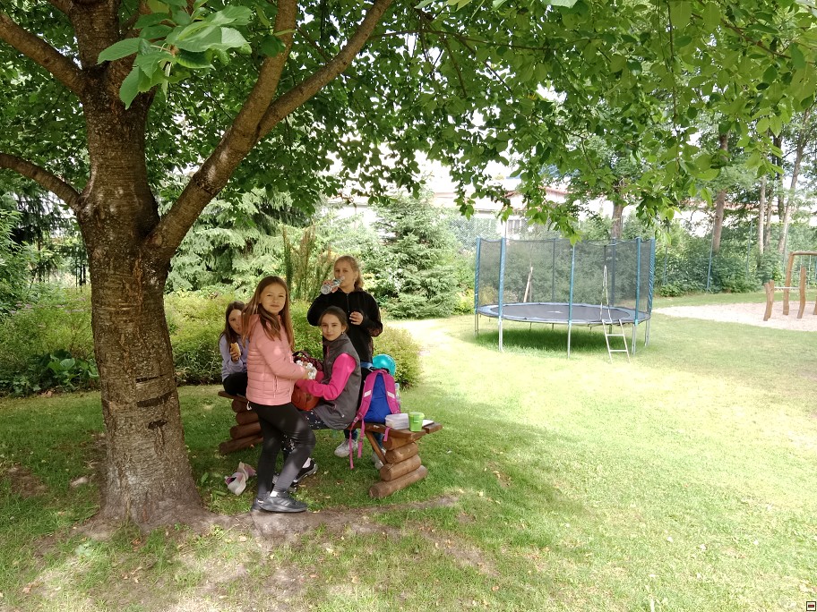 img00009.jpg