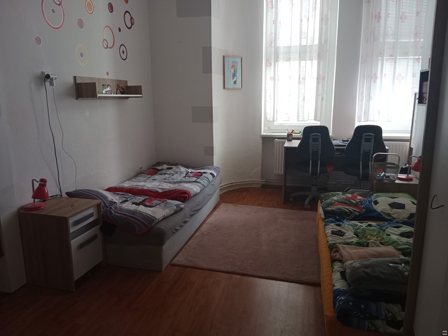 img00034.jpg