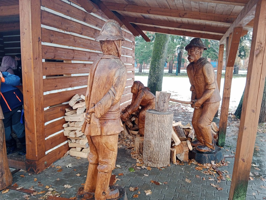 img00030.jpg