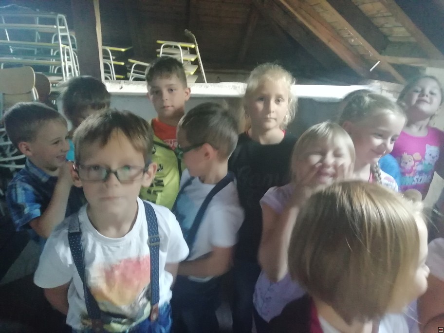 img00010.jpg