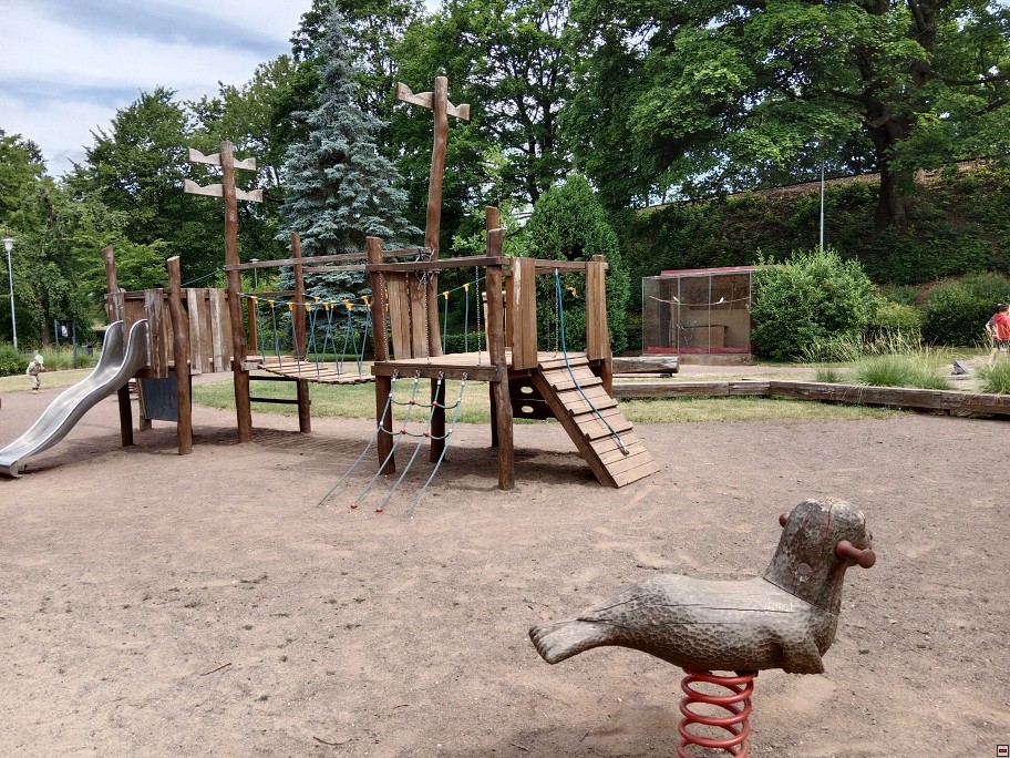 img00020.jpg