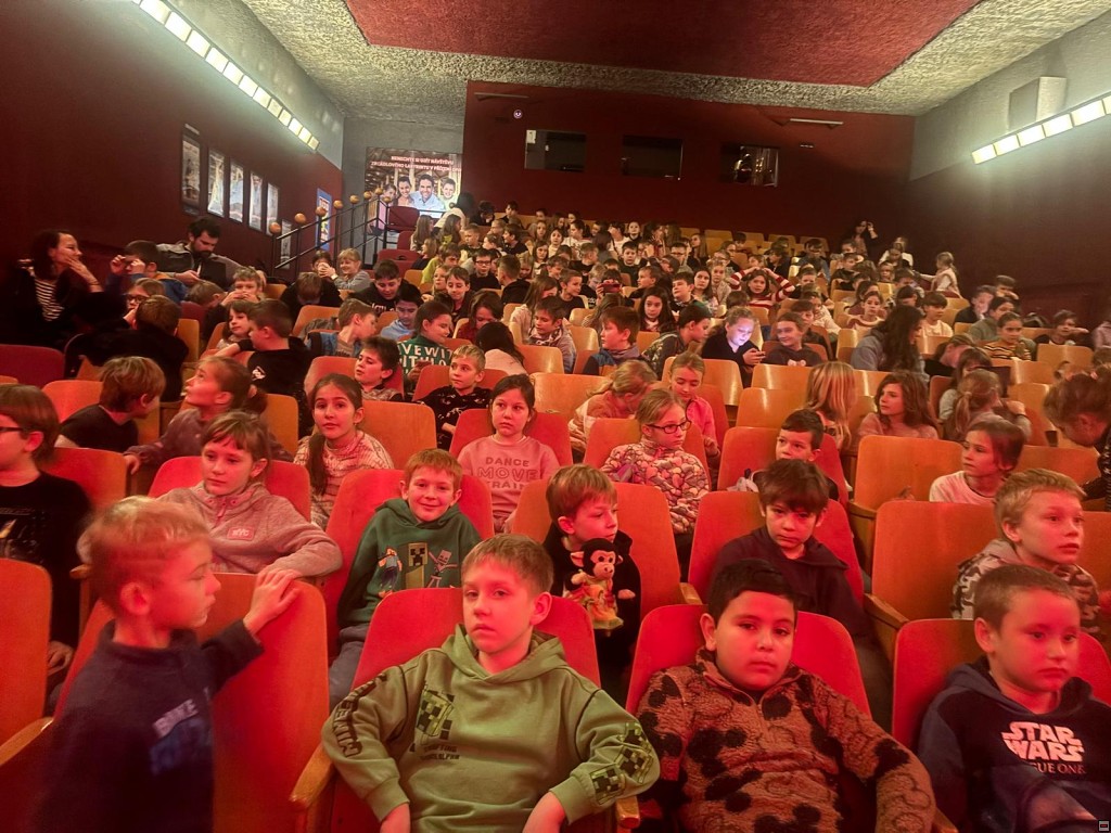 img00012.jpg