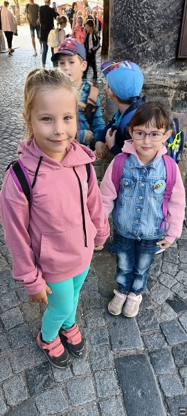 img00004.jpg