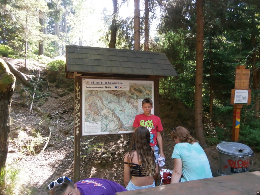 img00004.jpg