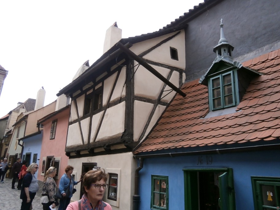 img00044.jpg