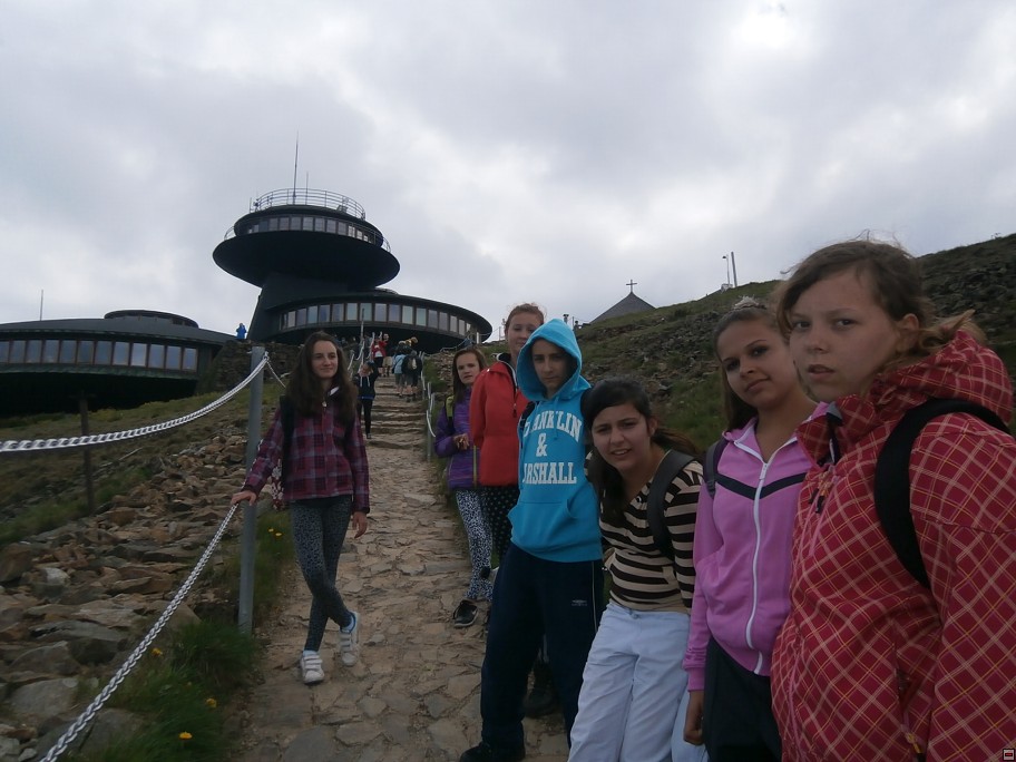 img00030.jpg