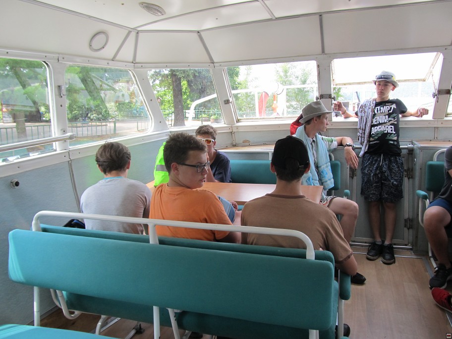 img00049.jpg