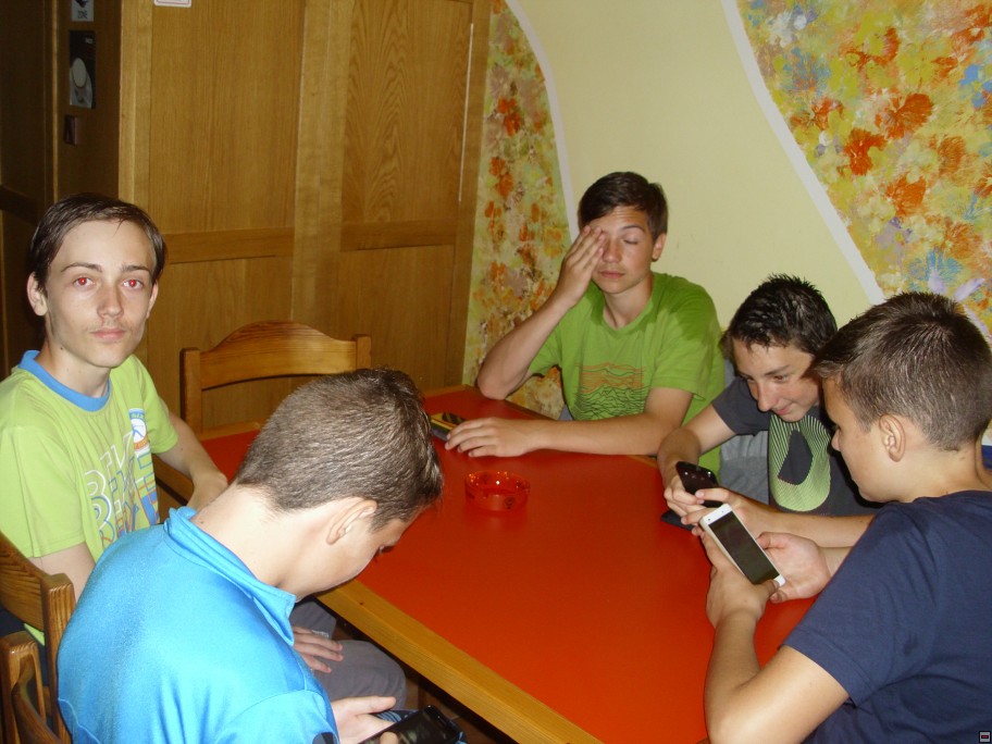 img00027.jpg