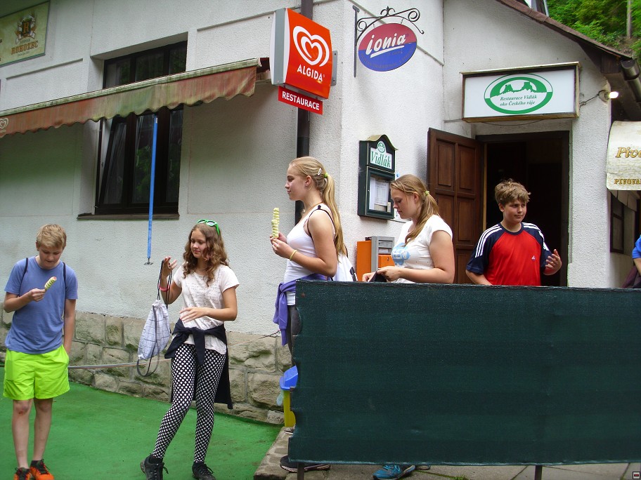 img00069.jpg