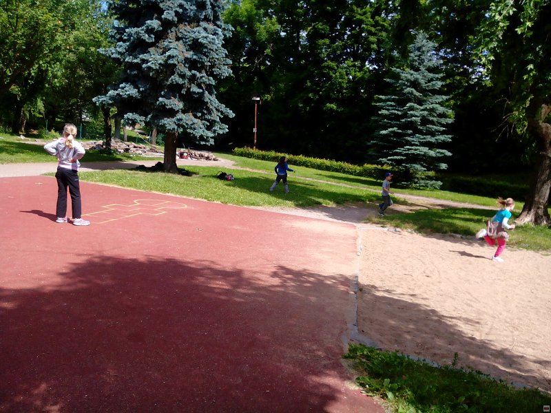 img00070.jpg