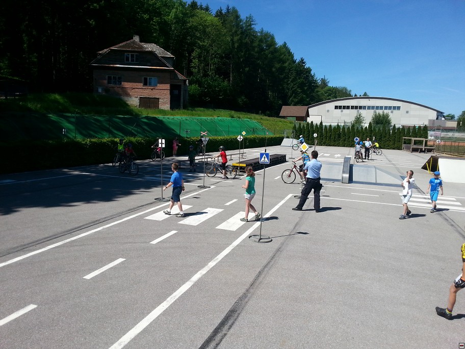 img00026.jpg