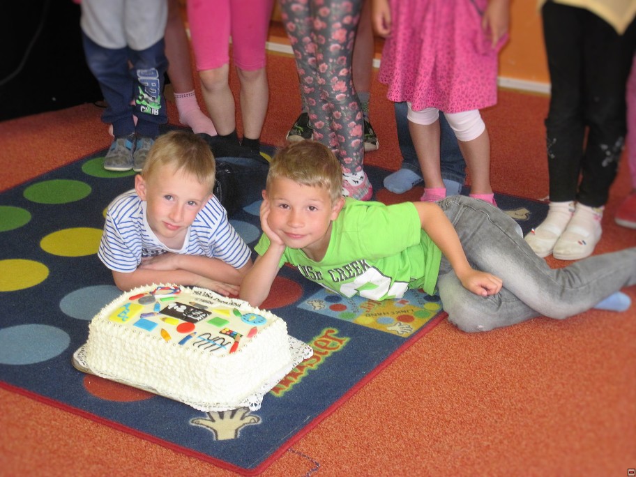 img00004.jpg