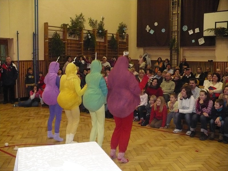 img00027.jpg