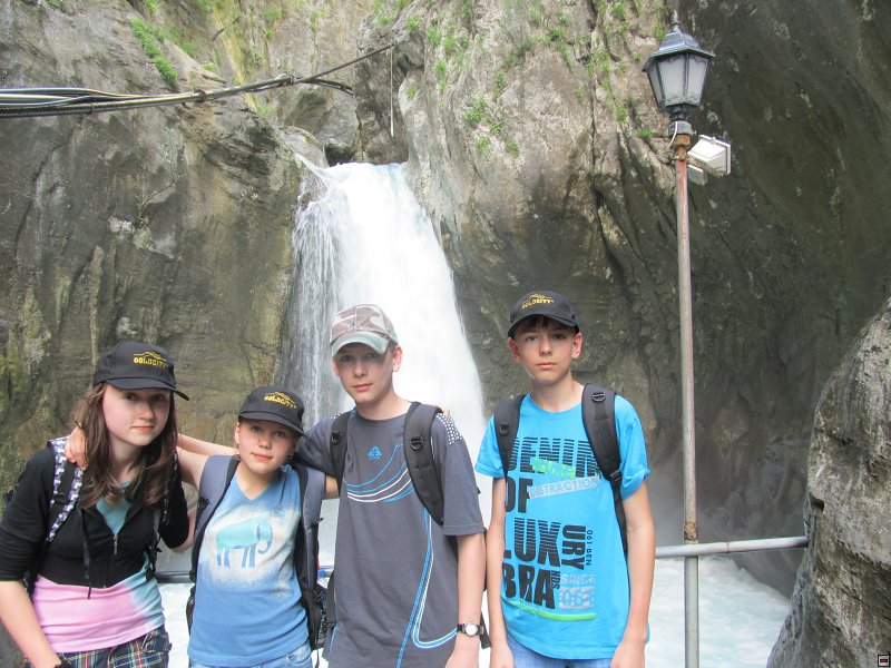 img00076.jpg