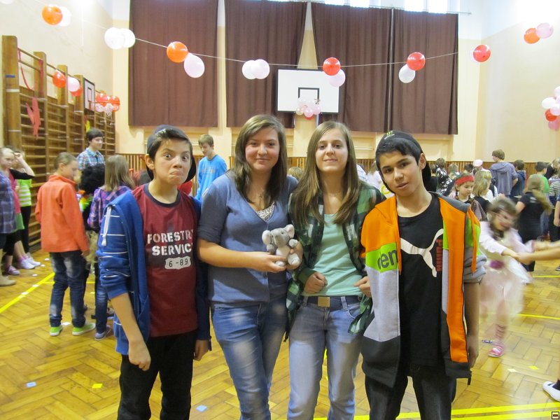 img00030.jpg