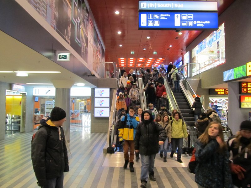 img00004.jpg