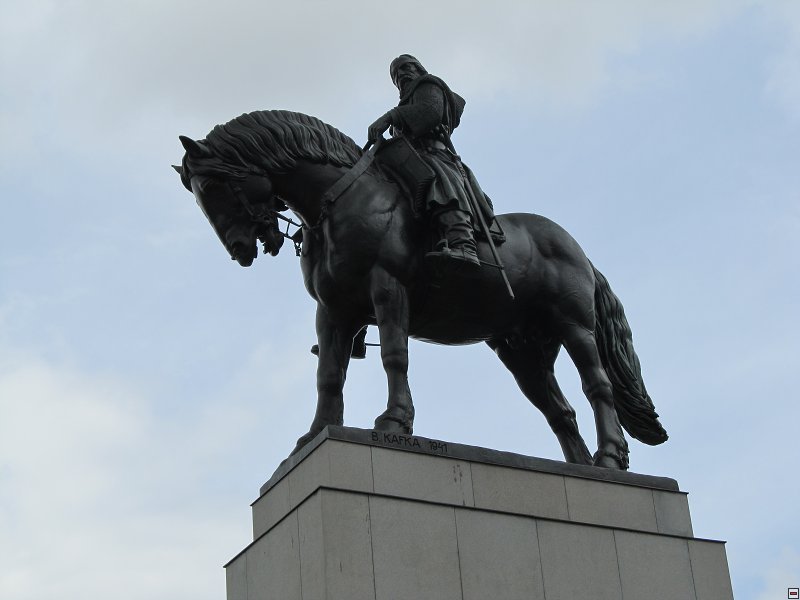img00004.jpg