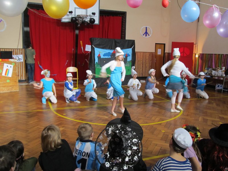 img00018.jpg