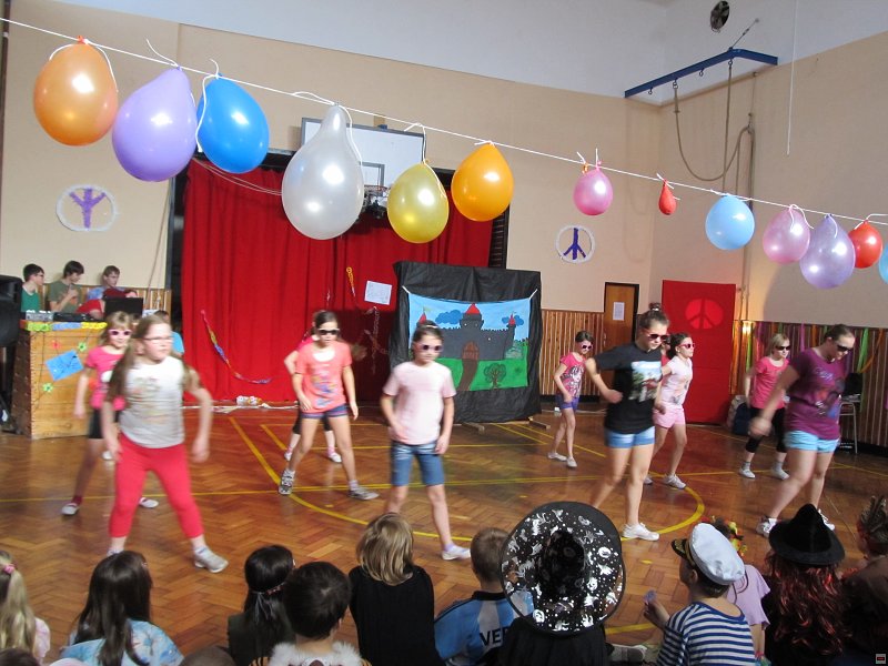 img00019.jpg