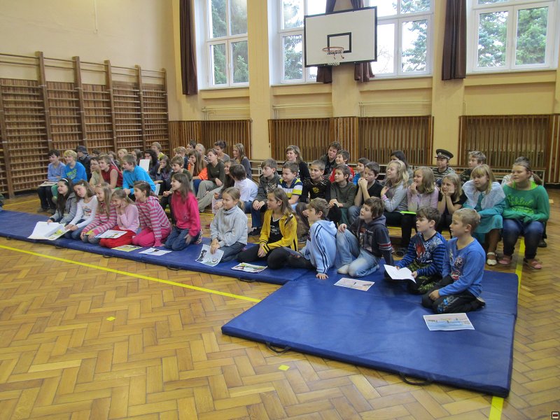 img00030.jpg
