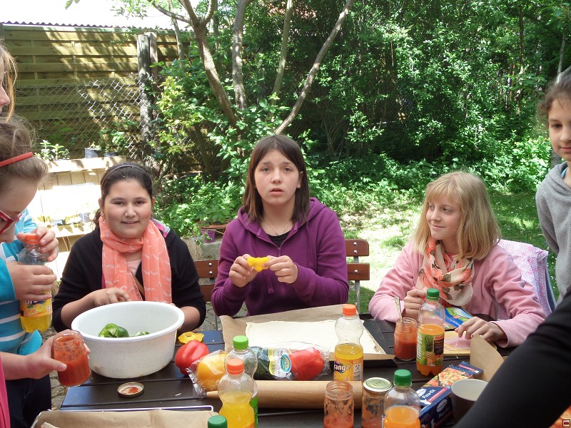 img00027.jpg