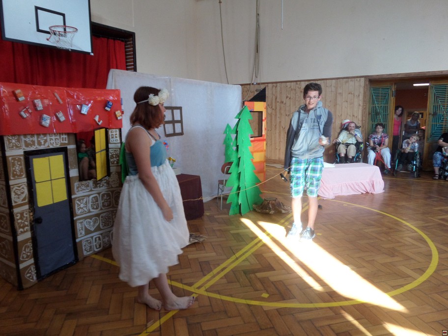 img00019.jpg